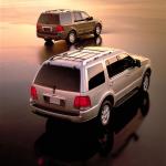 Lincoln Navigator 2003 года